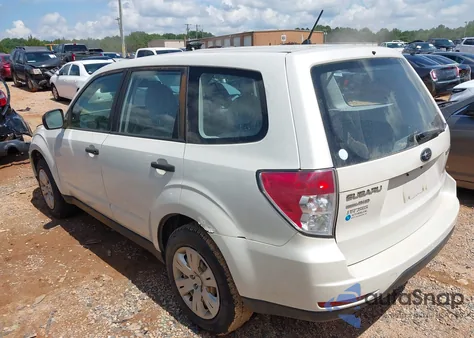 2010 Subaru Forester 2.5X из США, поврежденный, VIN JF2SH6ACXAH729317